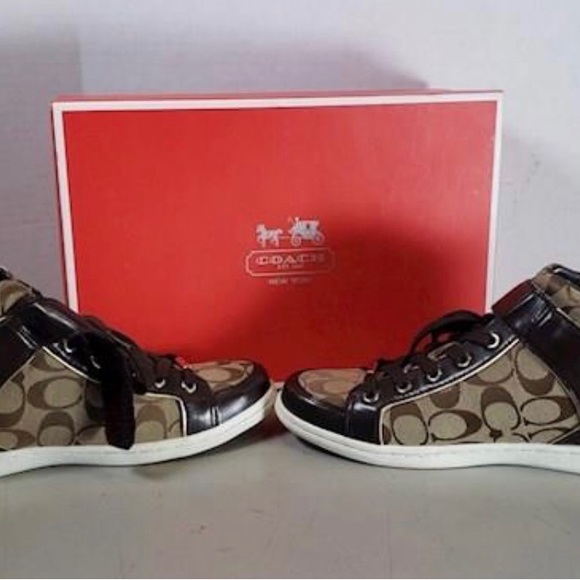 Coach Zany khaki/gold bootie size 11m - Picture 5 of 9